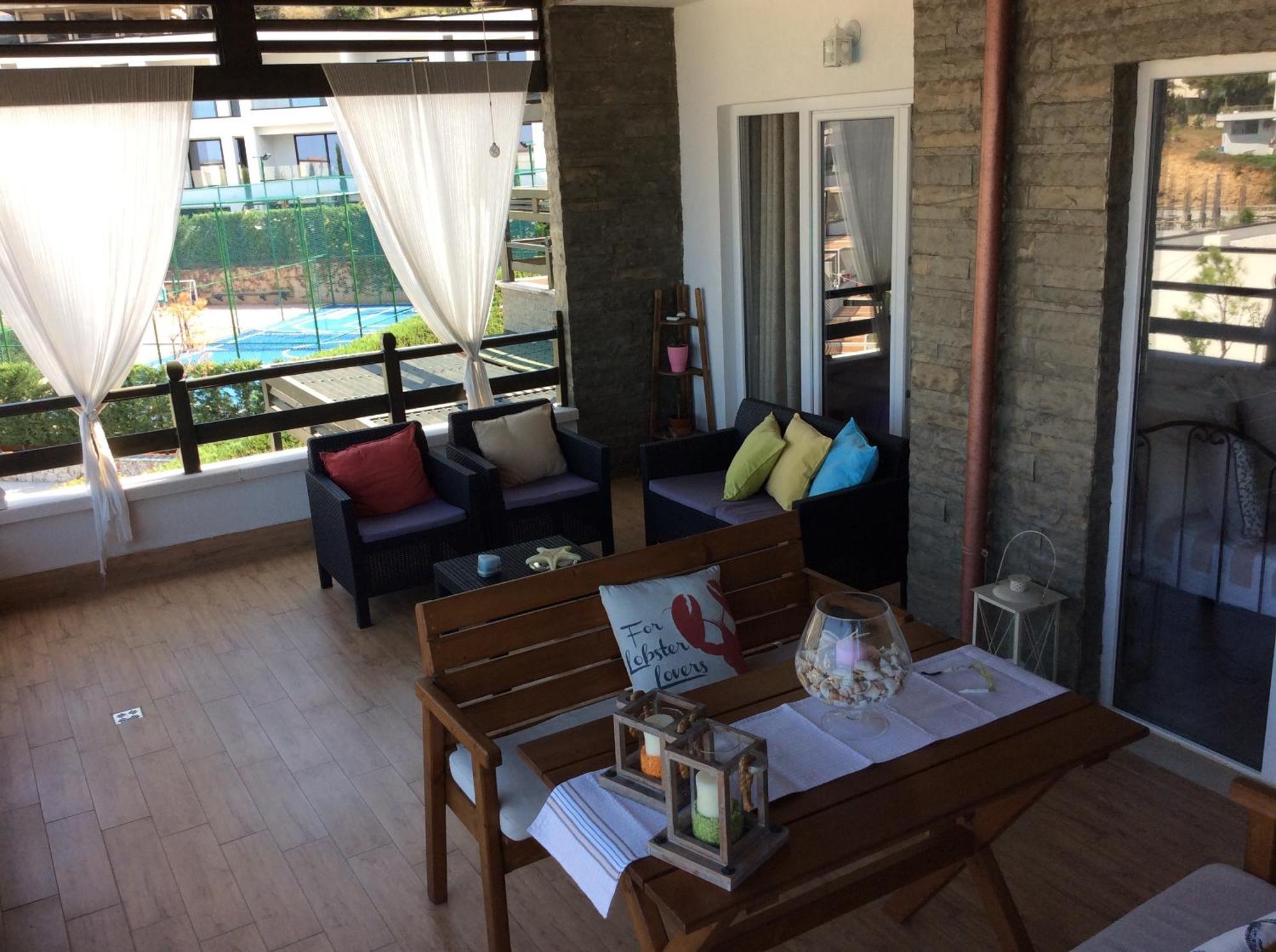 Iris Apartments Влёра Экстерьер фото